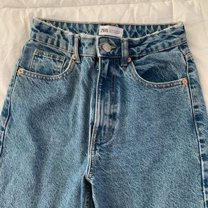 Size 2 Zara jeans